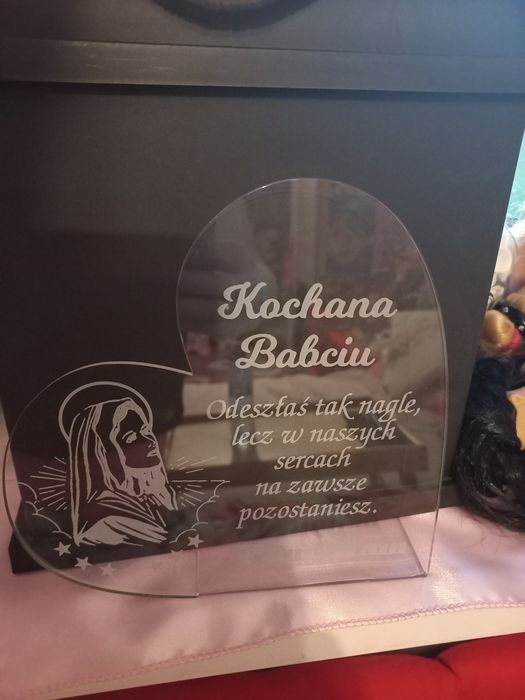 Statuetka pod znicz na pomnik cmentarz stroik