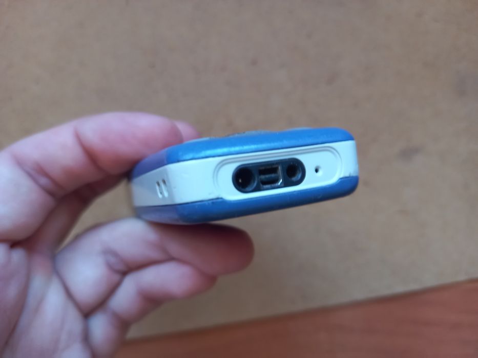 Телефон Nokia 1110