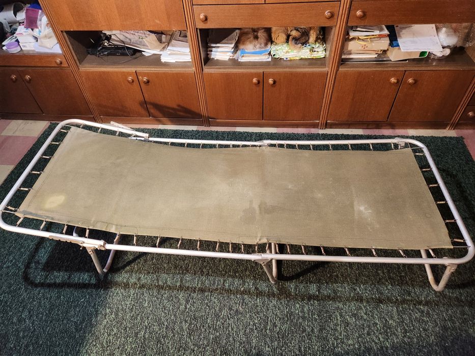 Розкладачка, розкладушка