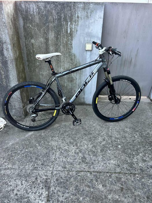 Bike btt rock machine catastrophe