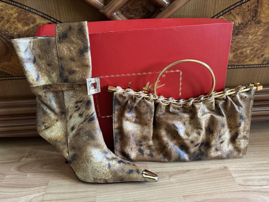 Продаю сапожки та сумку в комплекті.