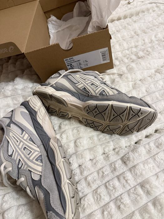 Asics gel nyc 42 , 26.5