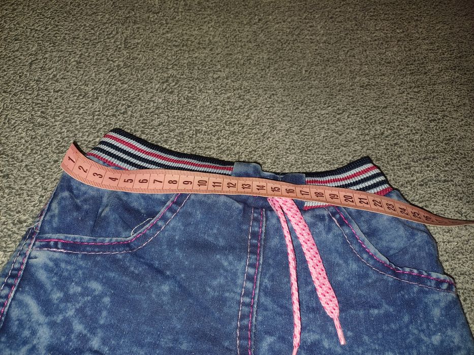 Джинси на дівчинку