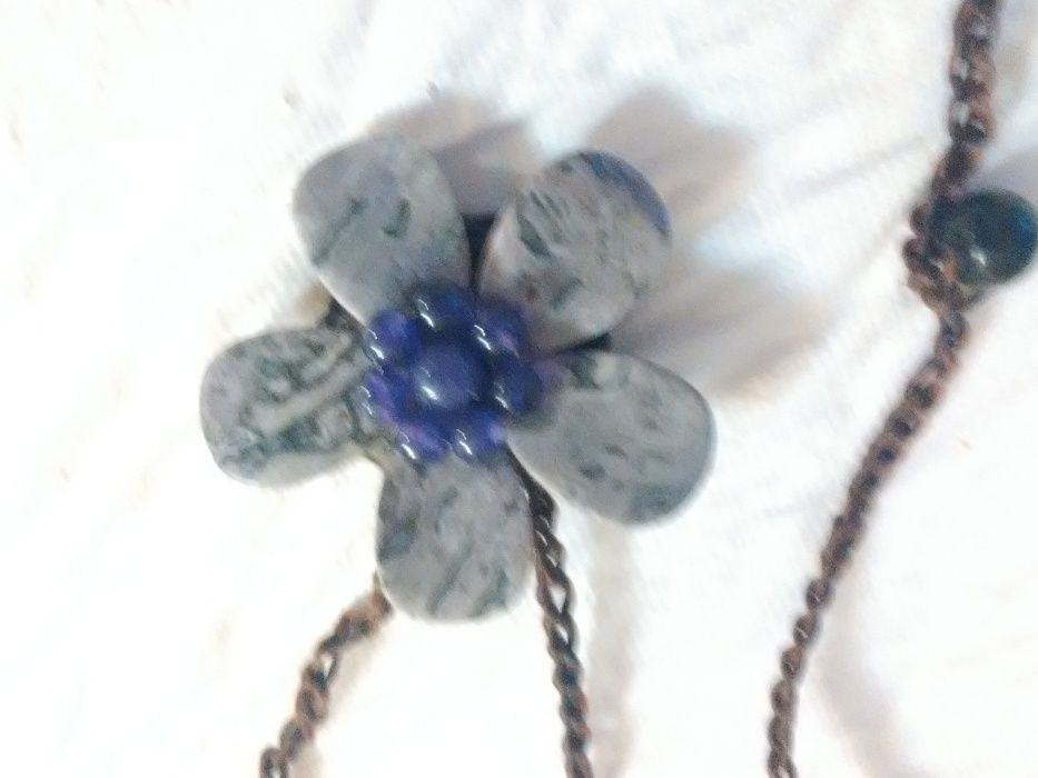 Lindo colar da Stone