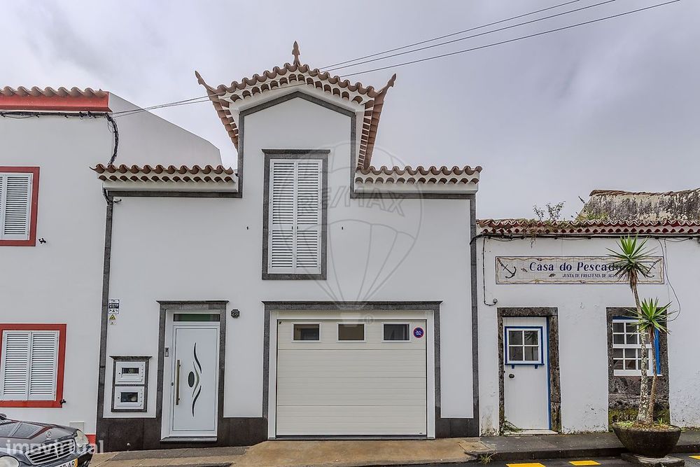 Moradia T4 para venda
