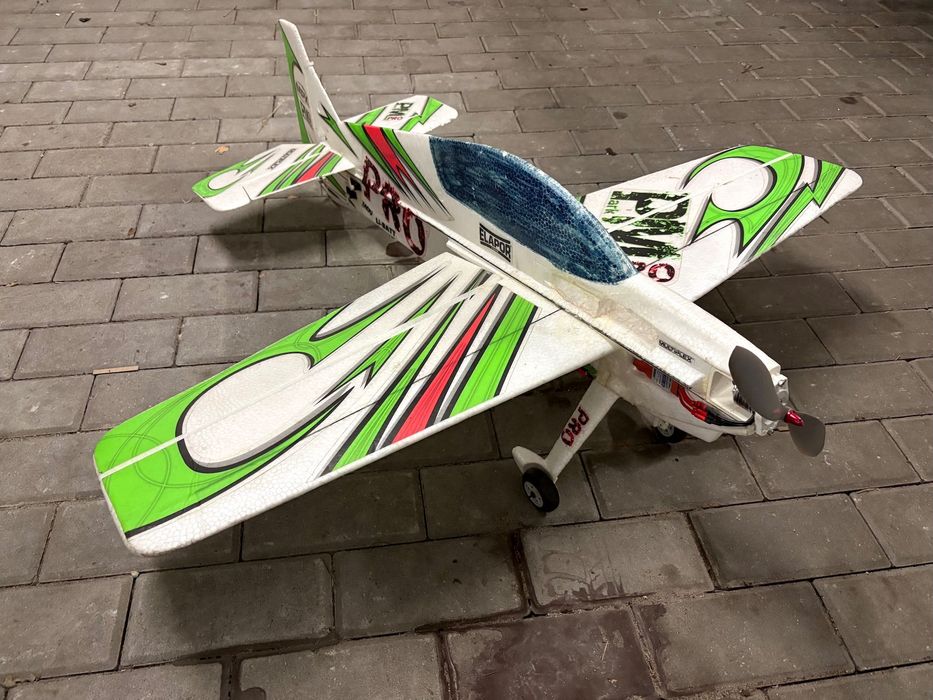 Model RC Multiplex PARKMASTER PRO + nadajnik JR PROPO DSX12
