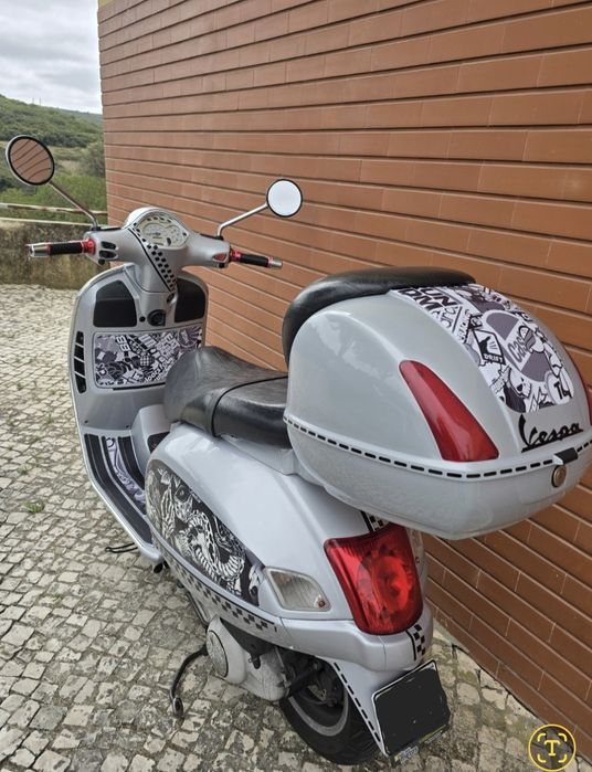 Vespa GT 200 IMPECAVEL de garagem