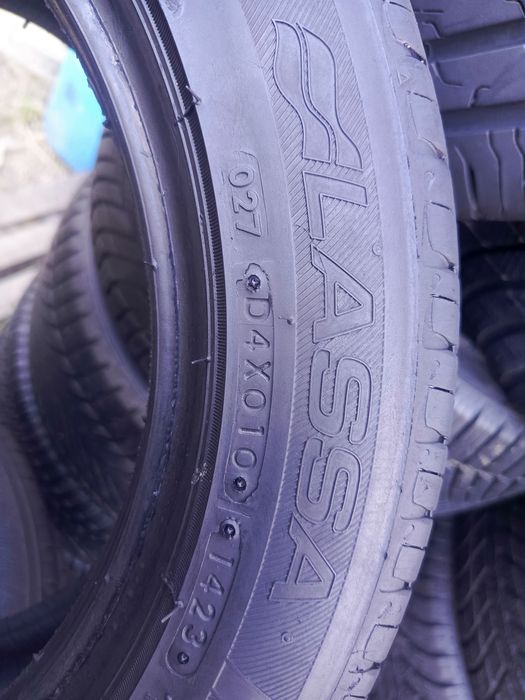 Sprzedam prawie nowe opony 185/55 r15