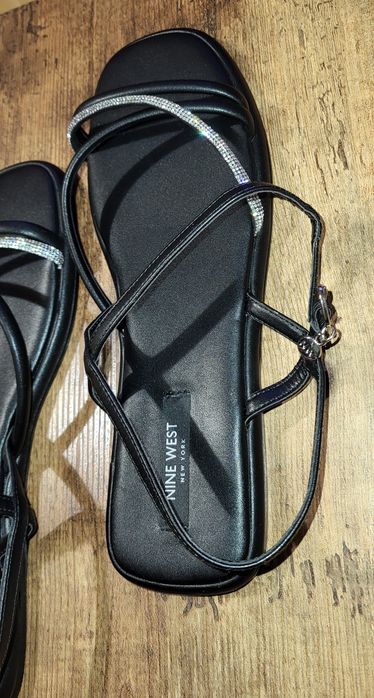 Sandały czarne z diamencikami 40