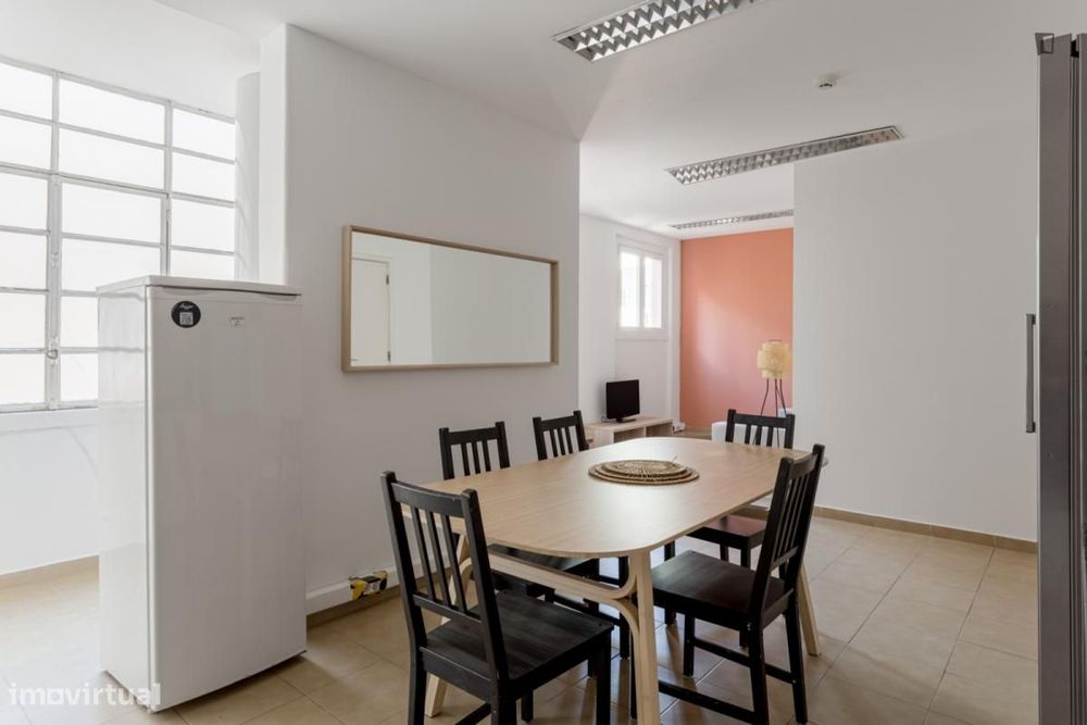Quarto - localizado em Picoas Lisbon