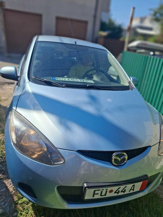 Продам авто Mazda 2 2008