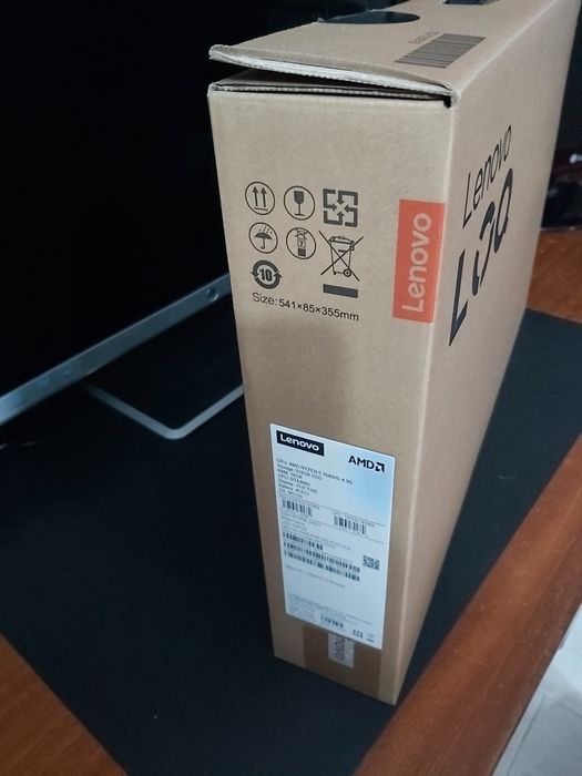 Portátil Gaming Lenovo LOQ 15APH8 - RTX 4060 8GB 16GB RAM