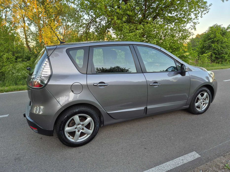 Renault Scenic III 1.5 2013 | dCi 110 KM | Hak | Podgrzewane fotele