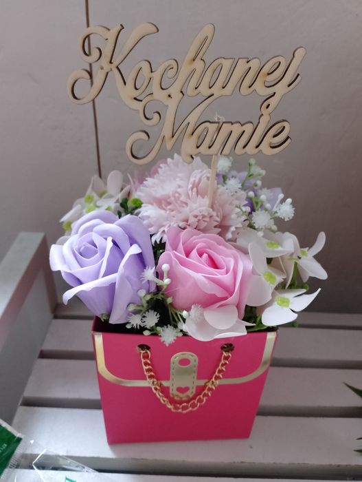 Flowerbox mydlany na prezent dzień matki