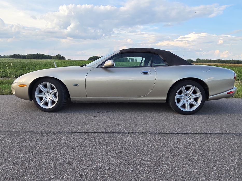 Jaguar XK8 kabriolet 4.0 V8 (2000)