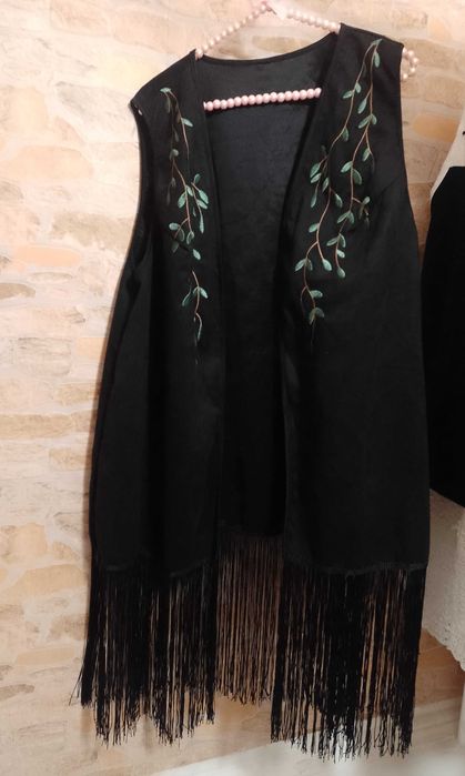 (46/48) (3XL/4XL) Czarna kamizelka kowbojska z frędzlami