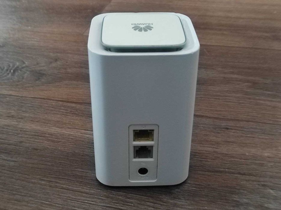 4G Wi-Fi Роутер "Huawei" E5180