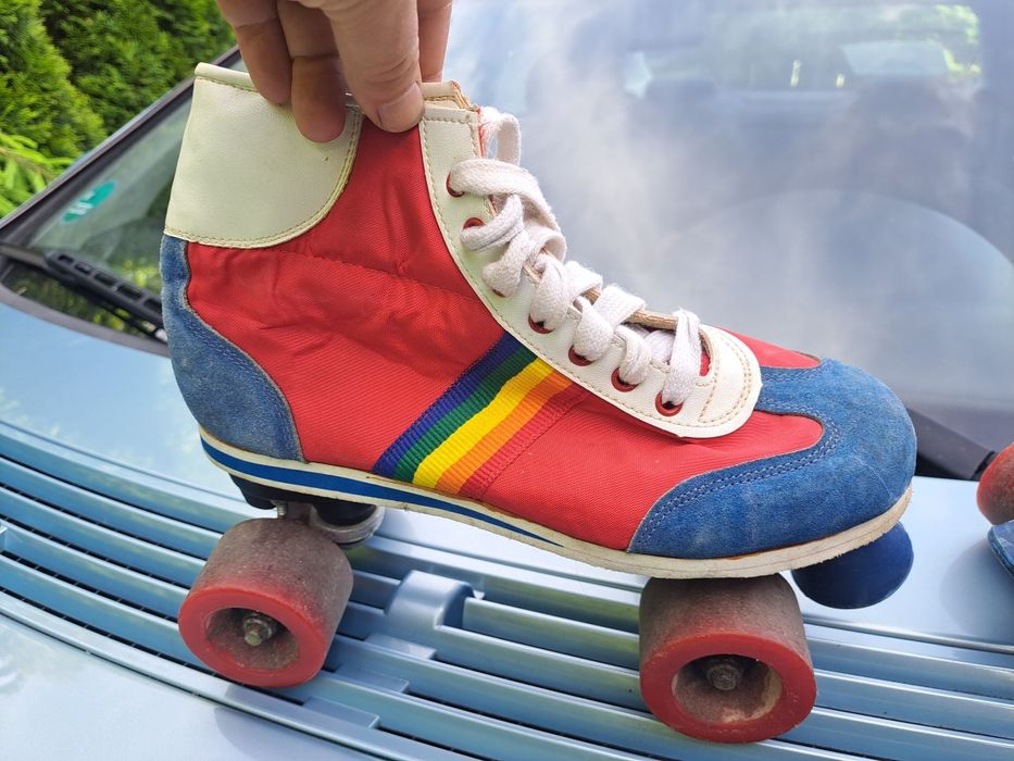 oldschoolowe wrotki Retro tęczowe