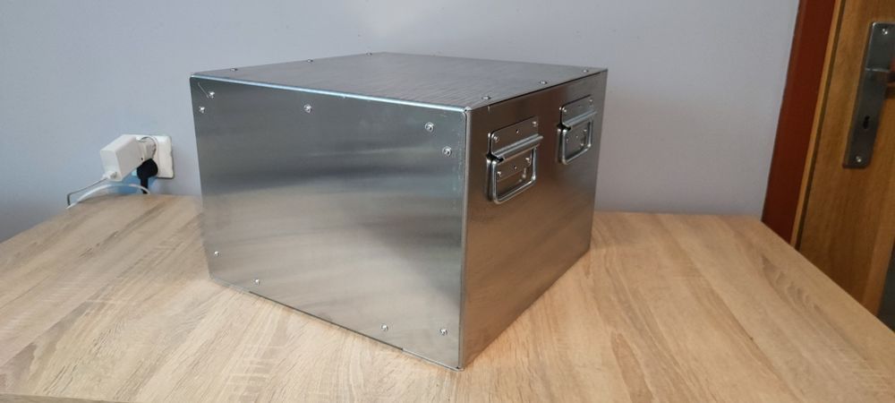 Obudowa magazyn energii LiFePO4 24V 12V kamper akumulator