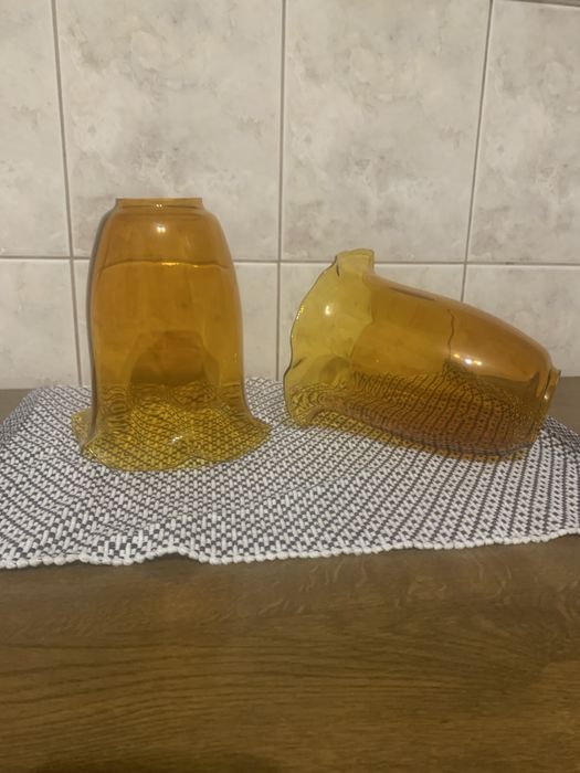 Плафони скляні в стані нового