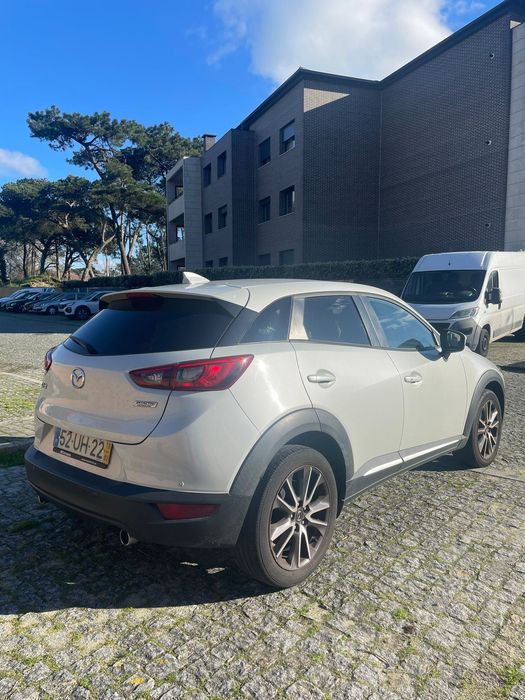 Mazda CX3 branco cinza