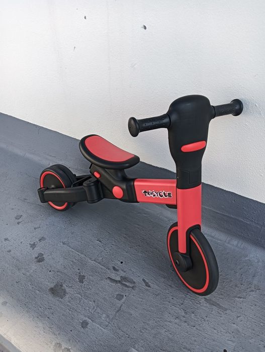 Triciclo e bicicleta evolutivo criança