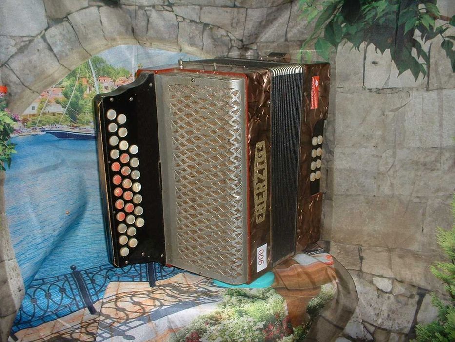 Concertina Avenda N .900