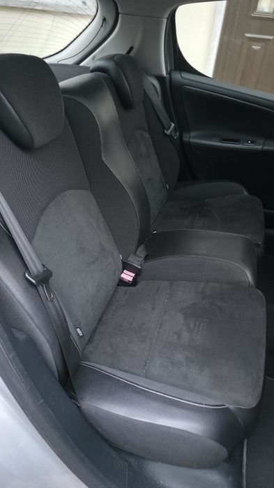 Vendo Peugeot 207 GT HDI foto 4