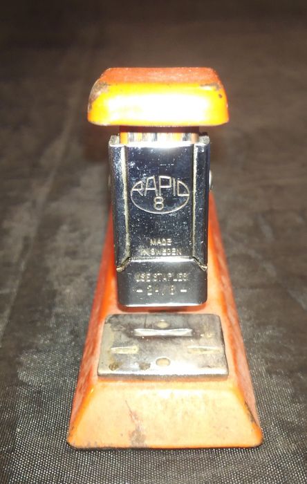 Agrafadores e furadores