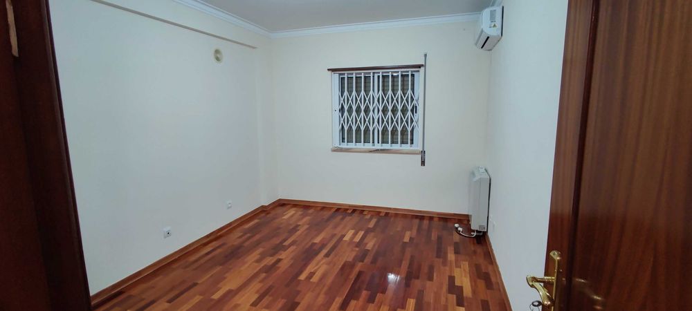 Apartamento T2 Corrroios
