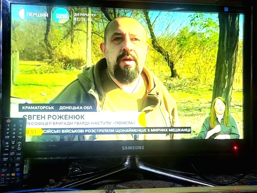 Телевизор,монитор,Samsung FX2490HD,в подарок т2,sharp,пульт,статуэтк