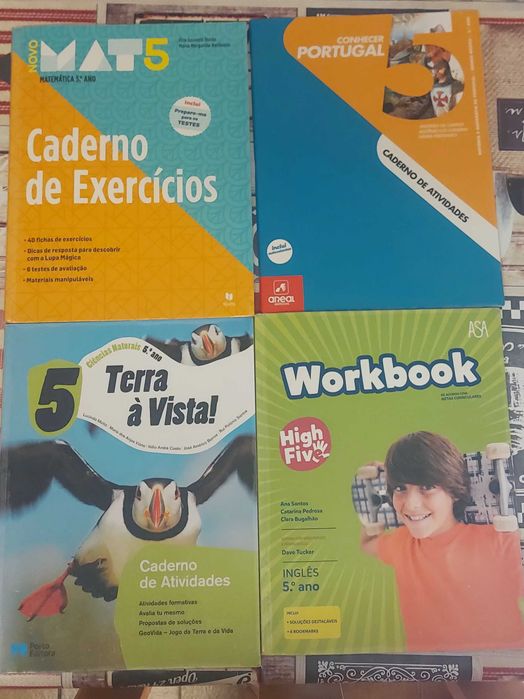 Vendo caderno de fichas varios anos preço acessível