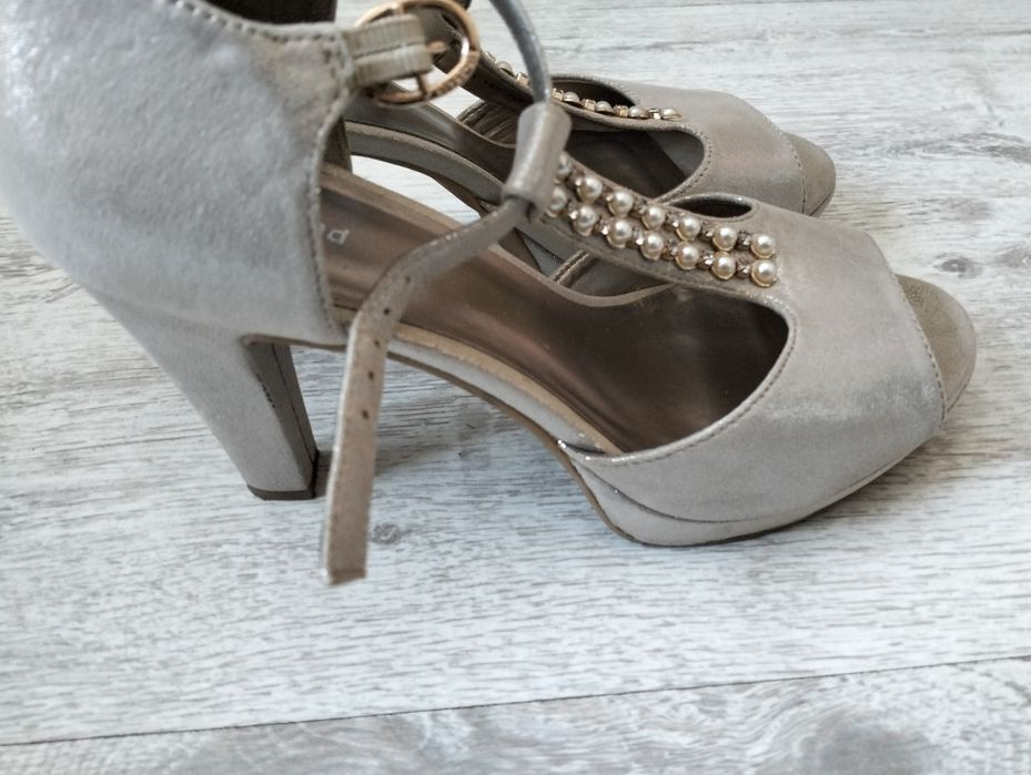 Sandały Graceland roz 40