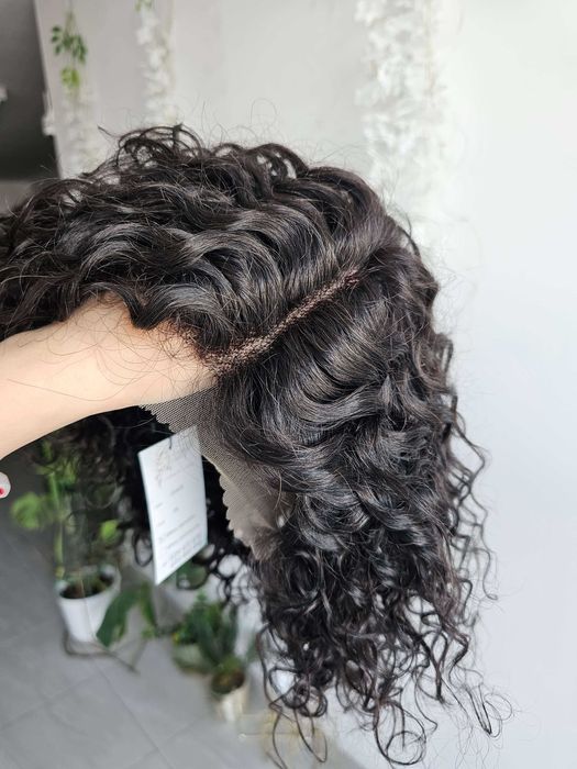 Peruka z włosów naturalnych Beti loczki, afroloki