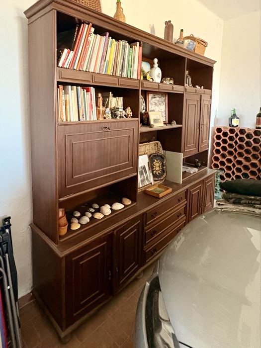 Estante sala em madeira