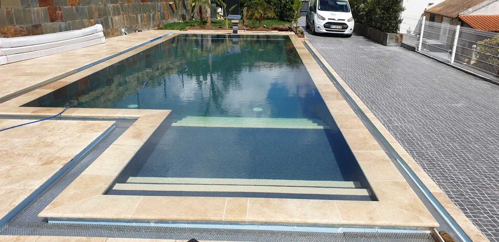 Bordadura de Piscina - Mármore