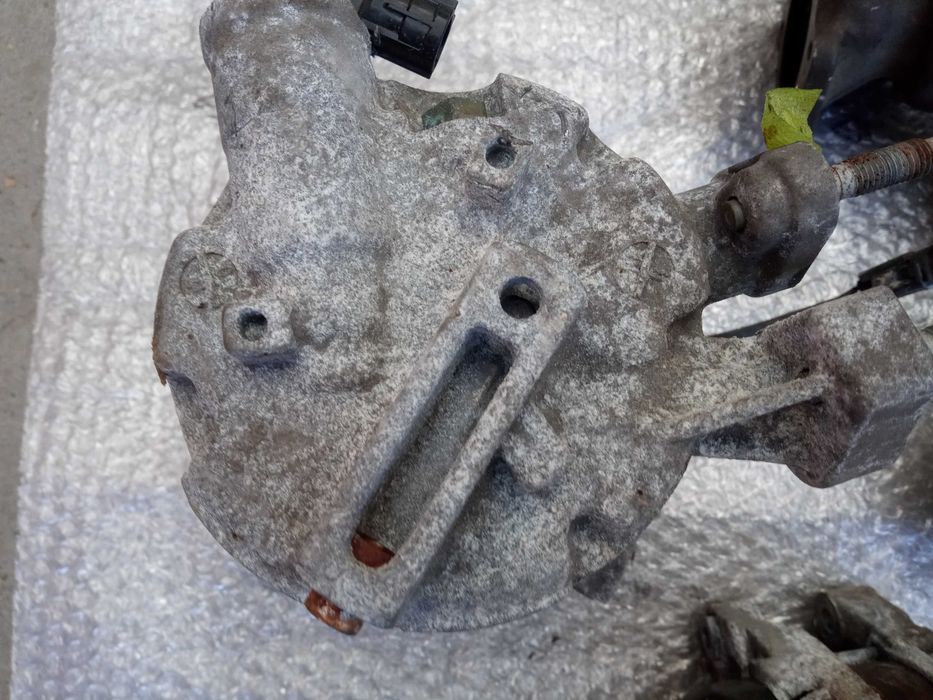 Sprężarka klimatyzacji 1.0  Ford Focus MK3