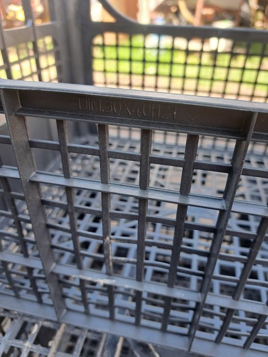 Skrzynki Plastikowe na Owoce,Warzywa Itp