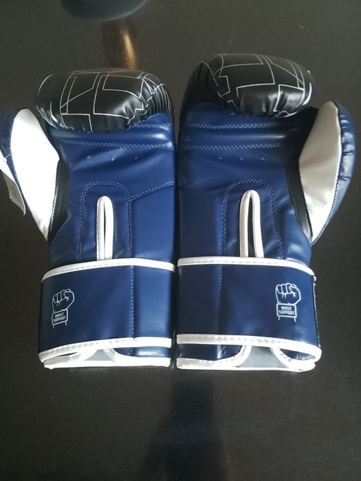 Продам боксерські рукавиці GREEN HILL нові 10.oz