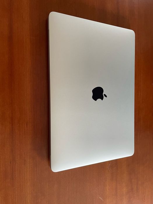 MacBook Air M1 Silver Como Novo