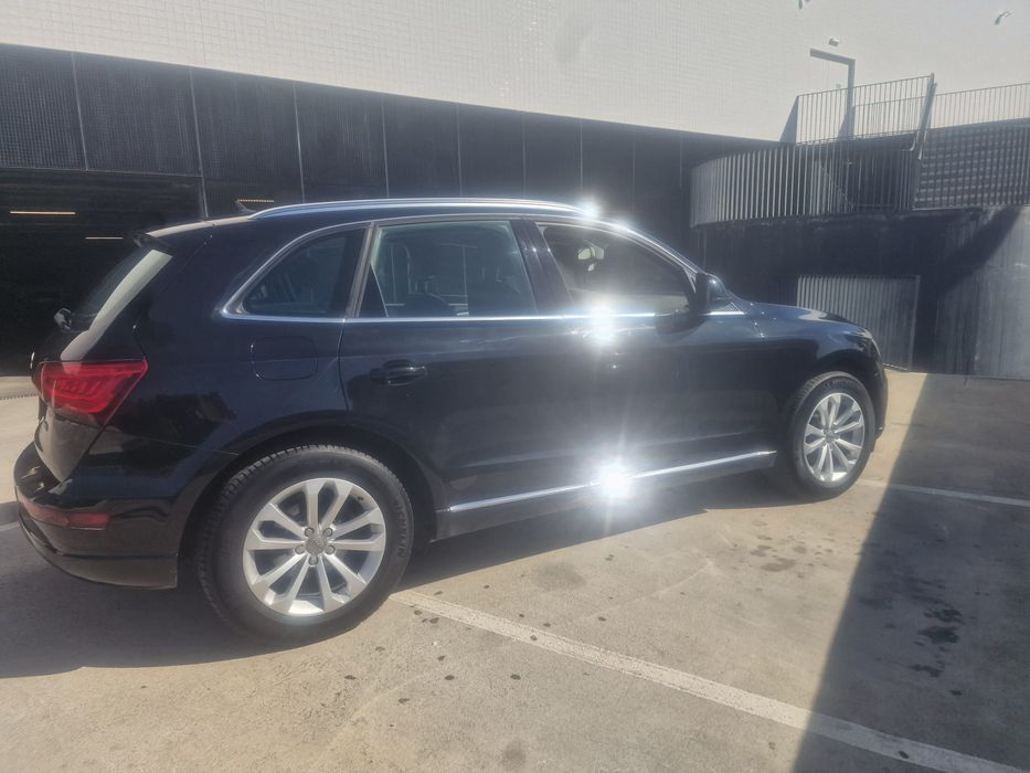 Carro Audi Q5 2.0 TDI