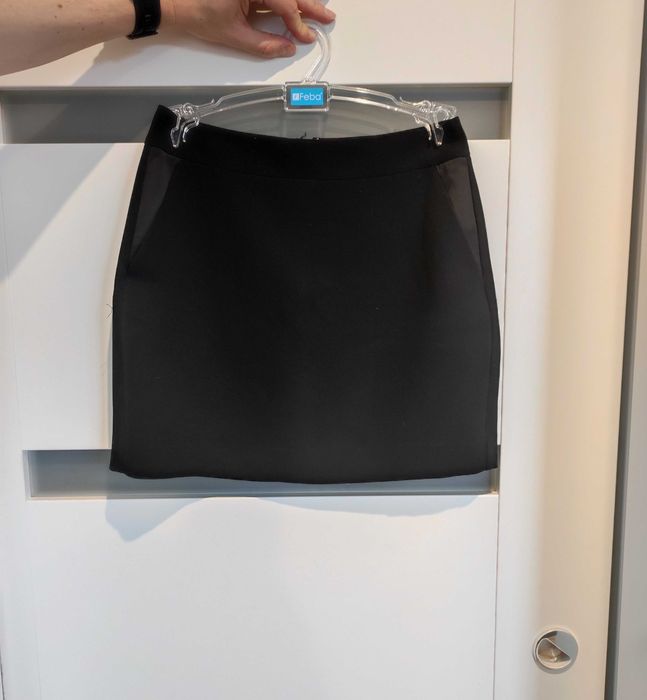 Mango Suit - czarna mini spódnica r. 36