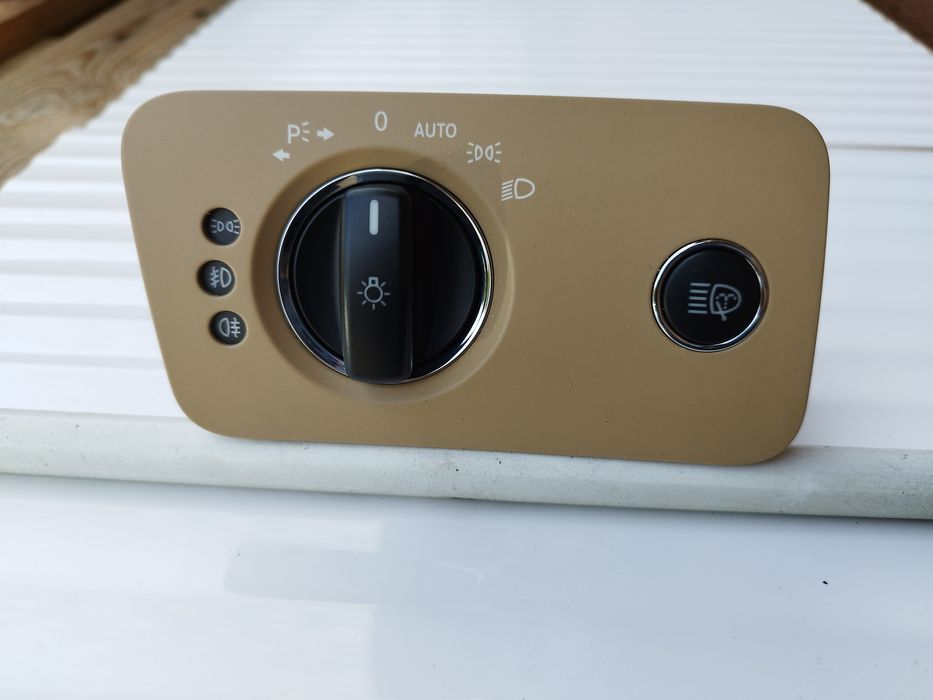 Mercedes W219 CLS włącznik świateł