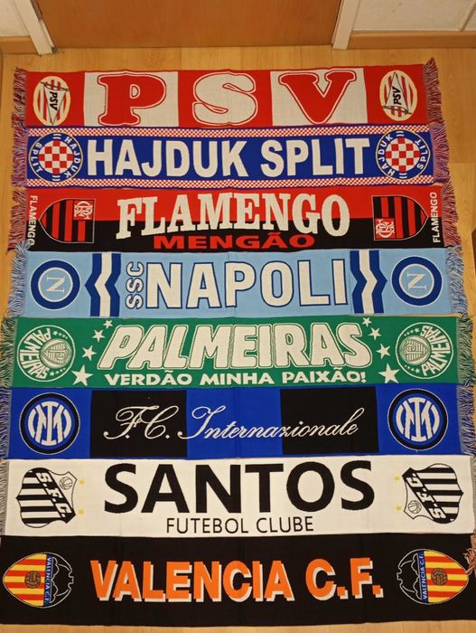 Cachecol - vários clubes de futebol internacionais novos, pede o teu!