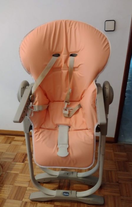 Cadeira de Papa Chicco Polly Magic