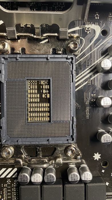 Продам материнську плату ASUS PRIME B760-PLUS