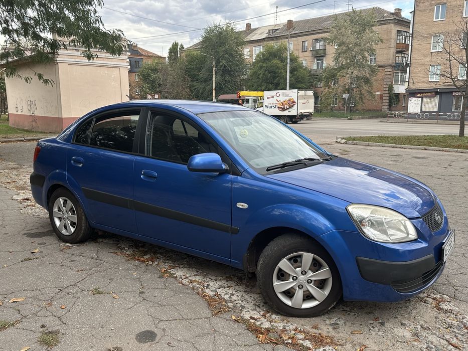 Kia Rio 2008 1.4(газ/бензин)