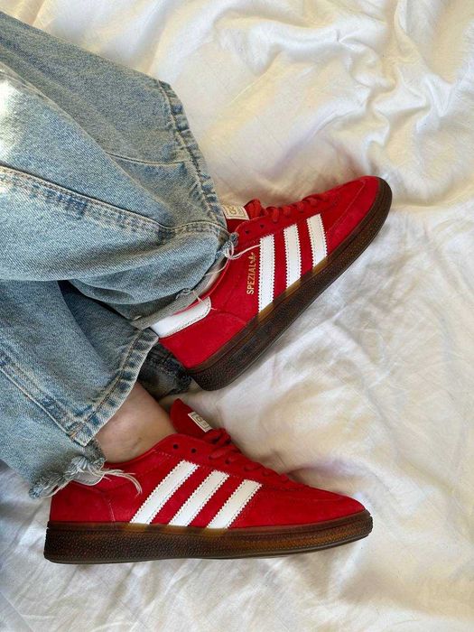Женские кроссовки Adidas Spezial Handball Red Premium. 36-40