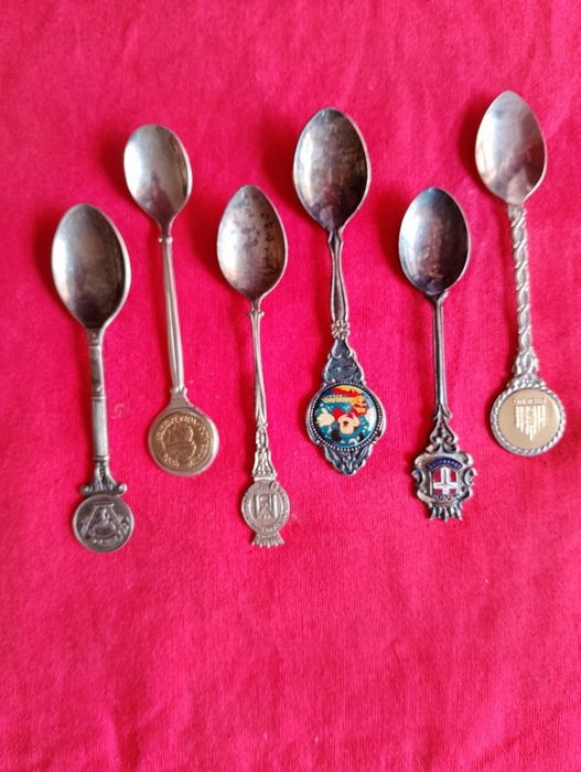 Lote de colheres decorativas