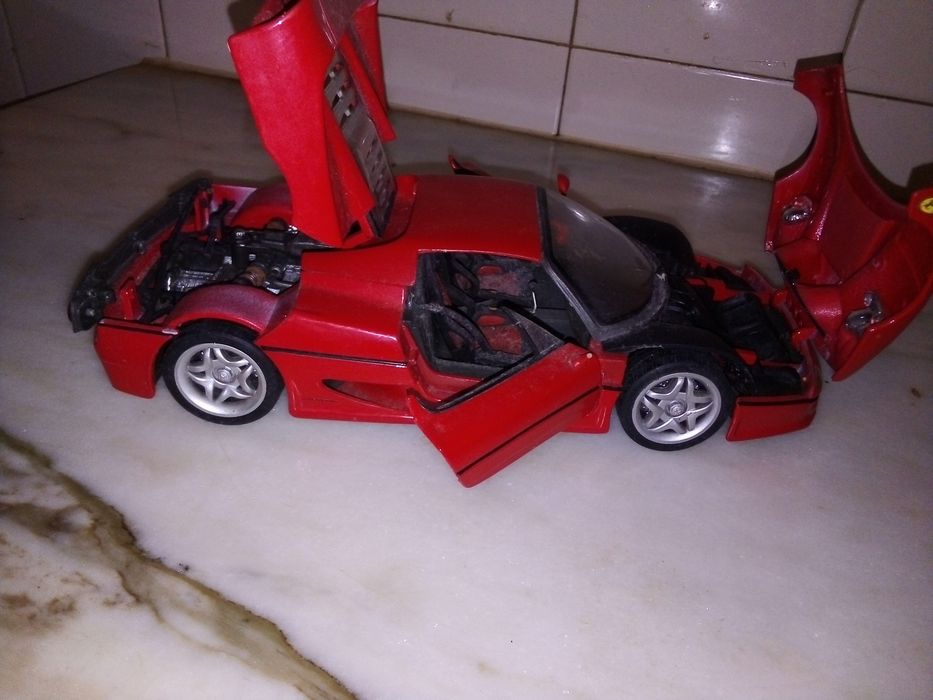Ferrari F50 1 Escala 1:18